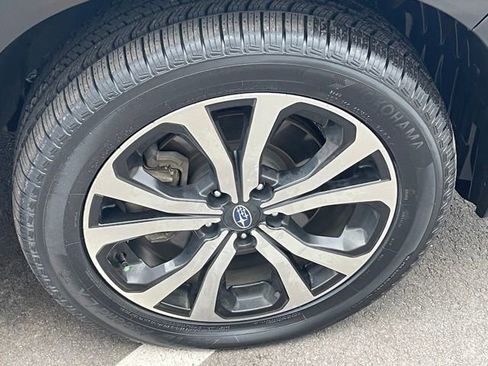 Certified 2023 Subaru Forester Limited image 29