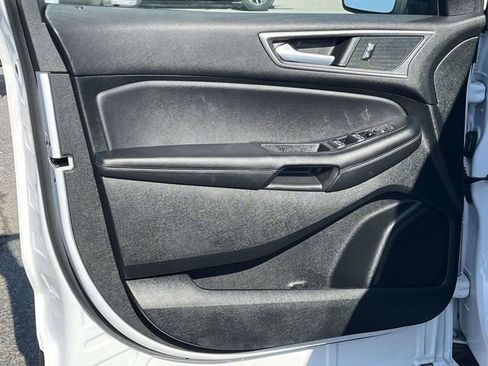 Used 2024 Ford Edge SEL image 14