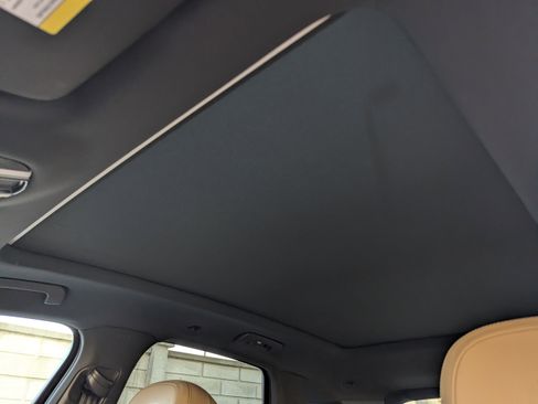 Certified 2022 Porsche Cayenne E-Hybrid image 25