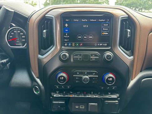 Used 2020 Chevrolet Silverado 3500 High Country AWD/4WD image 25