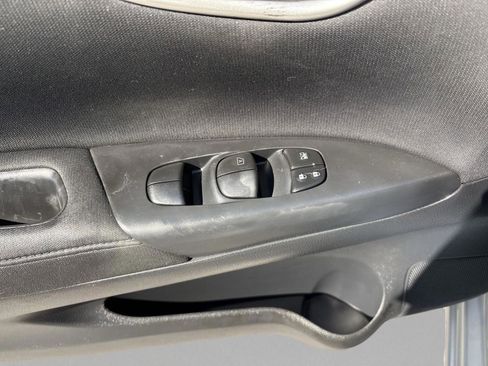 Used 2015 Nissan Sentra S FWD image 25