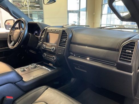Used 2021 Ford Expedition Max Limited image 20