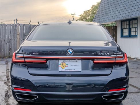 Used 2020 BMW 750i xDrive w/ Executive Package image 6