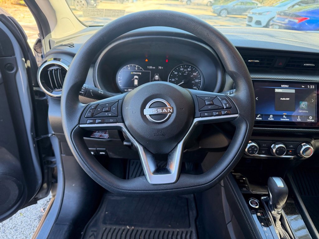 Used 2024 Nissan Kicks SV w/ Exterior Package FWD image 34