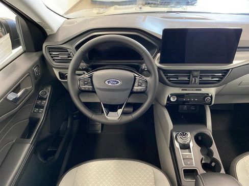 New 2025 Ford Escape Active w/ Active Premium Tech Pack image 13