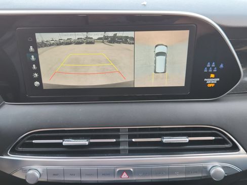 Used 2022 Hyundai Palisade Limited w/ Cargo Package FWD image 17