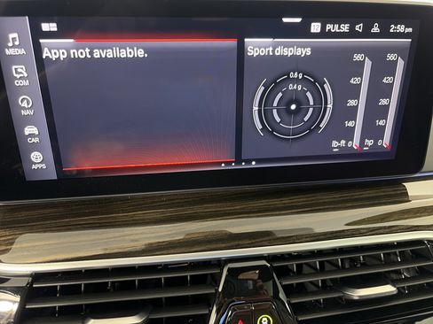 Used 2021 BMW M550i xDrive w/ Dynamic Handling Package AWD/4WD image 23