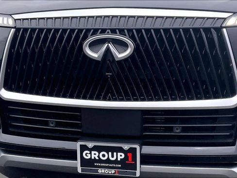 Used 2025 INFINITI QX80 Sensory AWD/4WD image 30