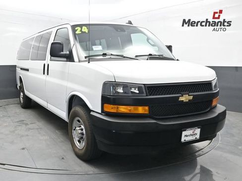Used 2024 Chevrolet Express 3500 LS RWD image 1