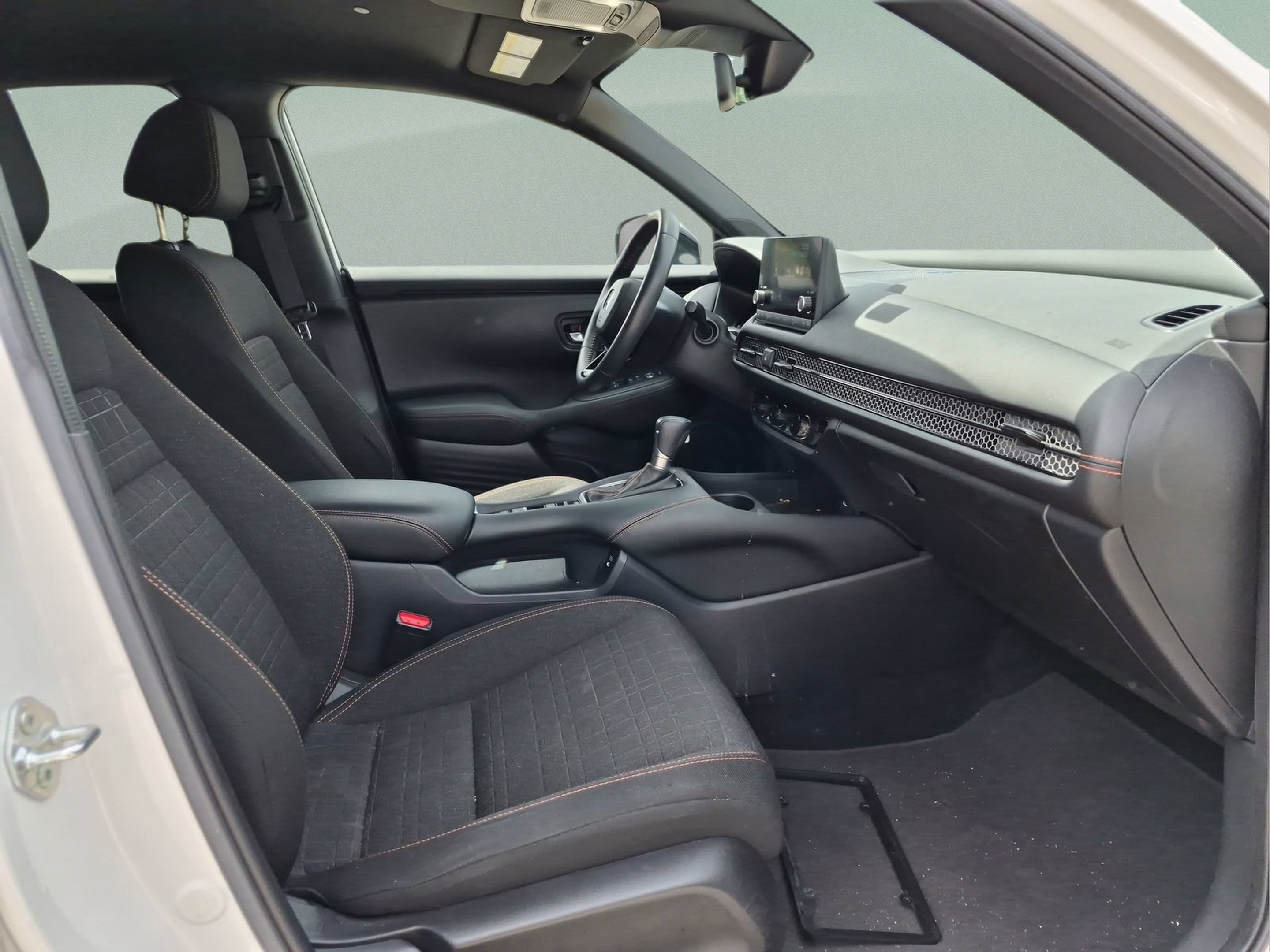 Certified 2024 Honda HR-V Sport image 20