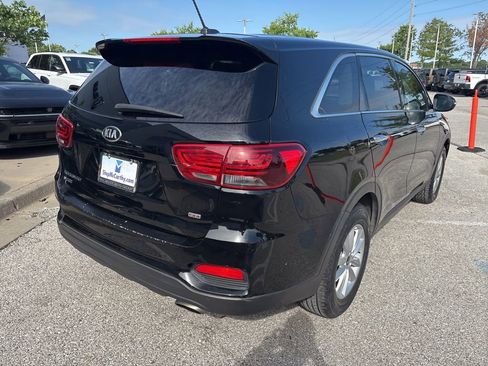 Used 2020 Kia Sorento LX FWD image 24