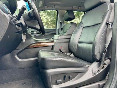 Used 2020 Chevrolet Tahoe LT image 27