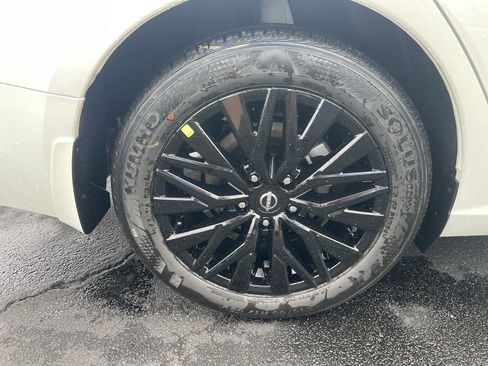 New 2025 Nissan Altima 2.5 SV w/ SV Special Edition Package image 33