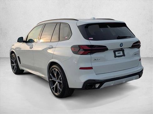 New 2026 BMW X5 xDrive50e w/ M Sport Package image 9