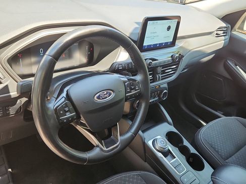 Used 2024 Ford Escape Active AWD/4WD image 8