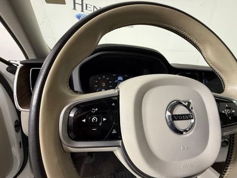 Used 2020 Volvo XC60 T5 Inscription w/ Protection Package FWD image 19