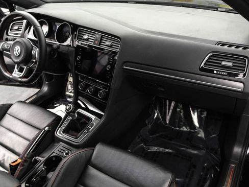 Used 2019 Volkswagen GTI S image 31