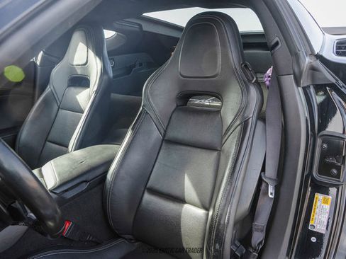 Used 2018 Chevrolet Corvette Stingray Coupe w/ 1LT image 24