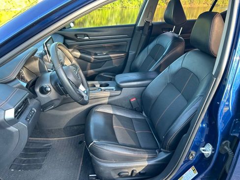 Used 2019 Nissan Altima 2.5 SR w/ SR Premium Package AWD/4WD image 14