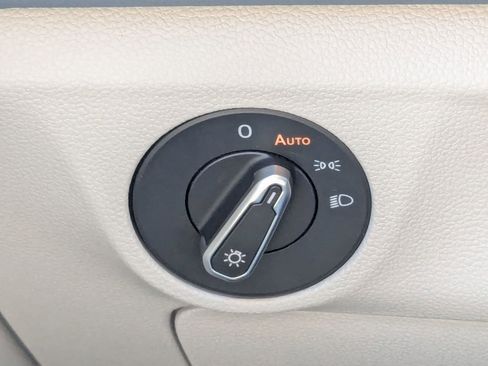 New 2026 Volkswagen Jetta SE image 17