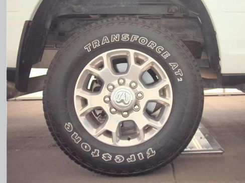Used 2024 RAM 2500 Laramie AWD/4WD image 20