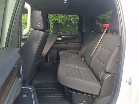 Used 2023 Chevrolet Silverado 1500 RST w/ Z71 Off-Road Package AWD/4WD image 10