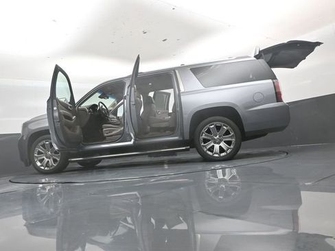 Used 2018 GMC Yukon XL Denali w/ Open Road Package AWD/4WD image 57