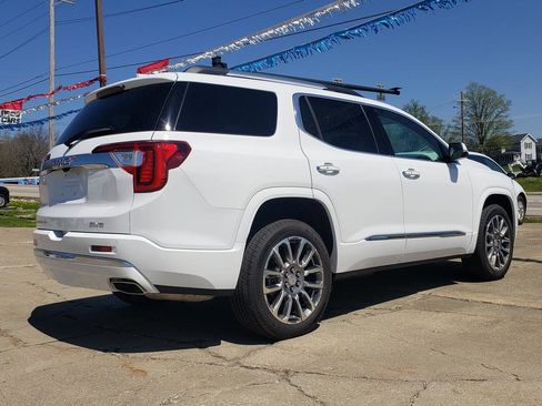 Used 2023 GMC Acadia Denali AWD/4WD image 3