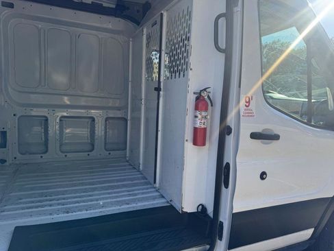 Used 2019 Ford Transit 150 148 Medium Roof image 7