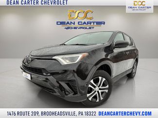 Used 2018 Toyota RAV4 LE w/ All Weather Liner Package video 1