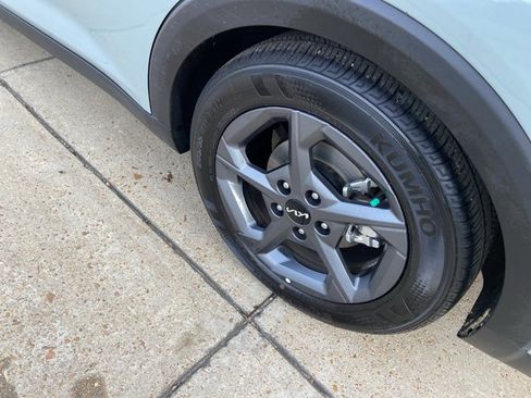 Used 2025 Kia K4 LXS image 30