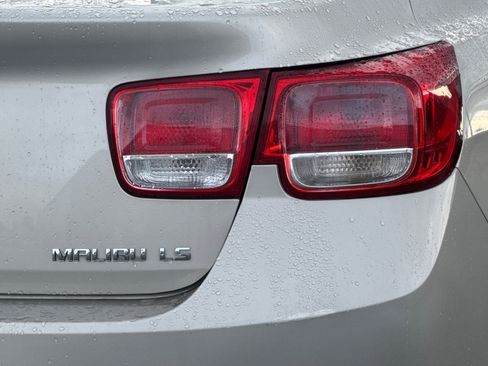 Used 2015 Chevrolet Malibu LS image 13