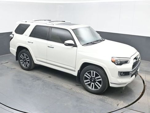 Used 2018 Toyota 4Runner Limited AWD/4WD image 1