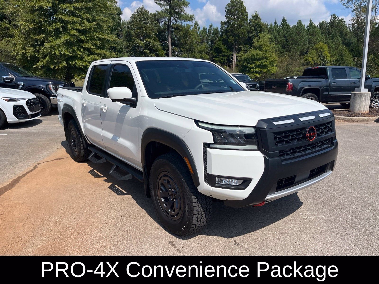 Used 2026 Nissan Frontier PRO-4X w/ Pro Premium Package AWD/4WD image 3