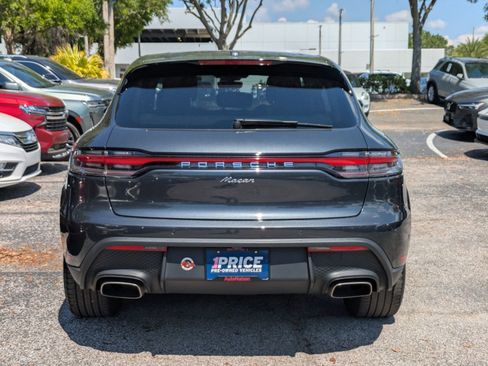 Used 2023 Porsche Macan image 11