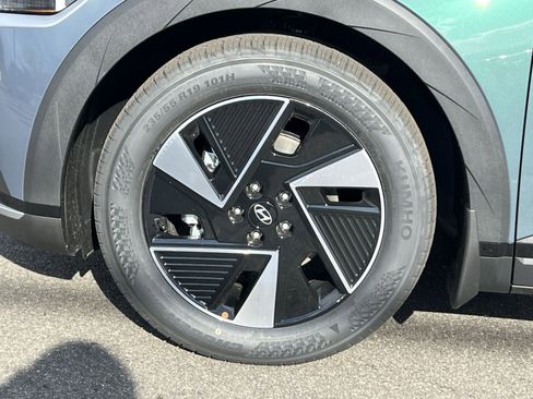 New 2026 Hyundai Ioniq 5 SE image 12