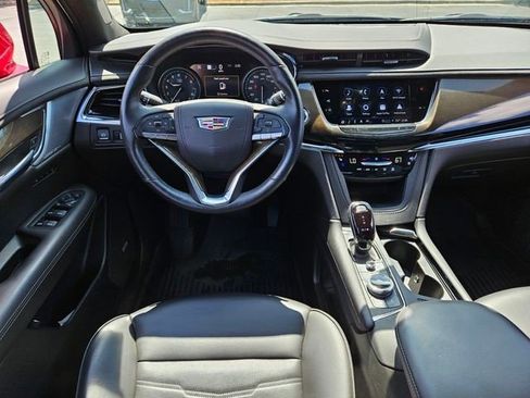 Certified 2023 Cadillac XT6 Premium Luxury w/ Platinum Package AWD/4WD image 12