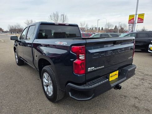 Used 2022 Chevrolet Silverado 1500 Custom AWD/4WD image 12