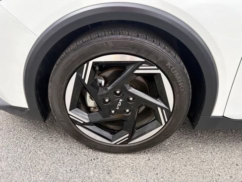 Used 2025 Kia K4 EX FWD image 13