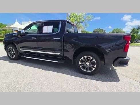 Used 2023 Chevrolet Silverado 1500 High Country w/ Z71 Off-Road Package image 42