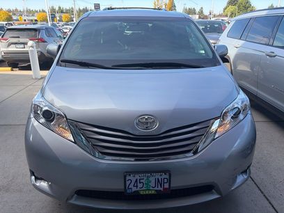 Used 2017 Toyota Sienna XLE w/ XLE Navigation Package