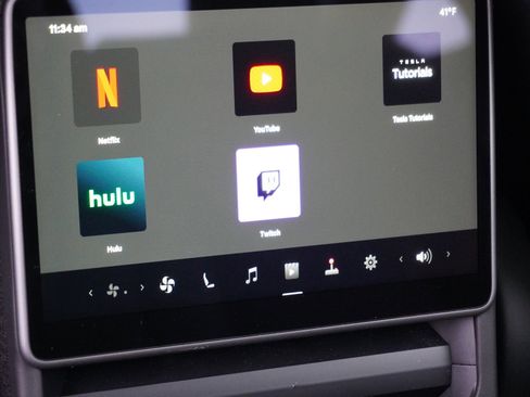 Used 2024 Tesla Model 3 Long Range image 14