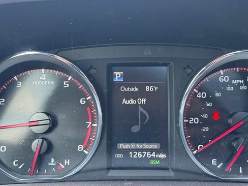 Used 2017 Toyota RAV4 SE w/ Power Special Value Package AWD/4WD image 14