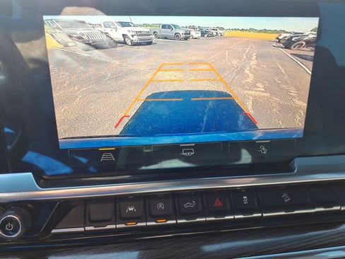 Used 2023 Chevrolet Silverado 1500 RST AWD/4WD image 29