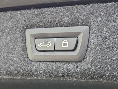 Used 2021 BMW M5 w/ Competition Package image 30