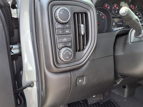 New 2026 Chevrolet Silverado 1500 Custom image 16