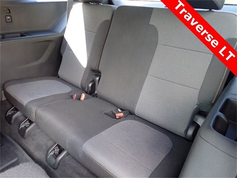 Used 2018 Chevrolet Traverse LT w/ LPO, Floor Liner Package image 18