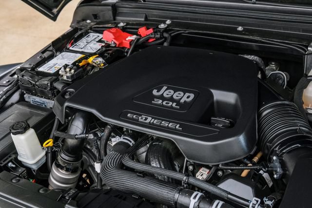 Used 2021 Jeep Wrangler Unlimited Rubicon AWD/4WD image 4