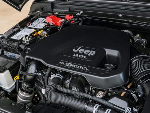 Used 2021 Jeep Wrangler Unlimited Rubicon image 4