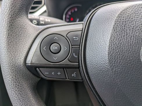 Used 2023 Toyota RAV4 XLE FWD image 23